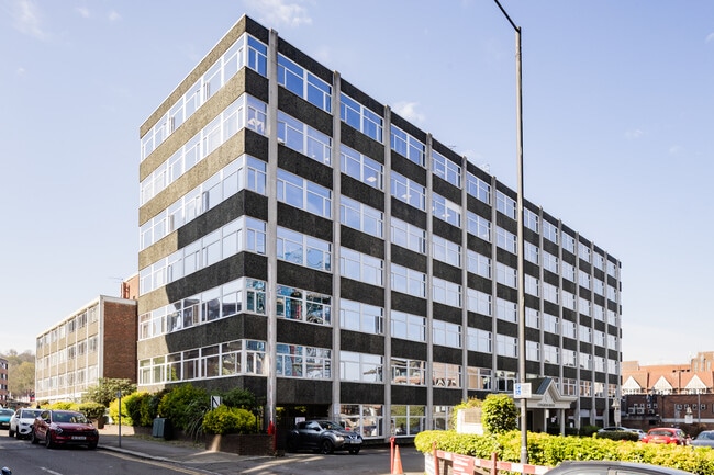 More details for 14 Lyon Rd, Harrow - Office to Rent