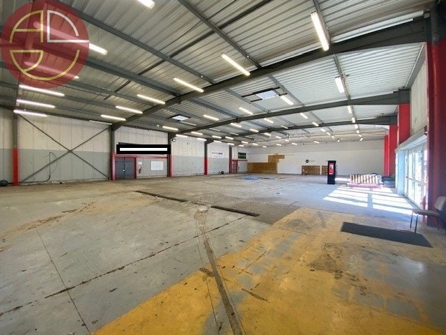 Retail in Aucamville to rent - Building Photo - Image 2 of 4