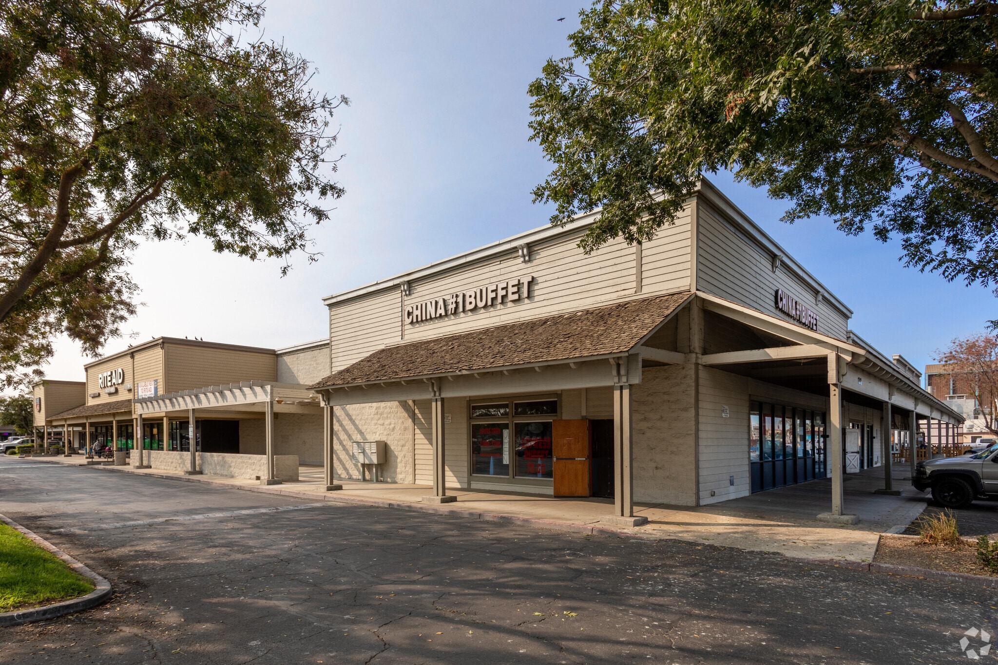 13131341 E Pacheco Blvd, Los Banos 93635 Retail for Rent