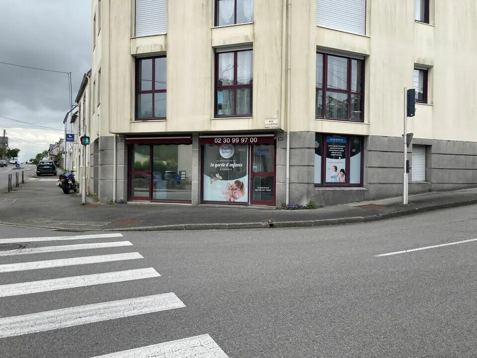 Location Commerce 58 m² - Photo 1