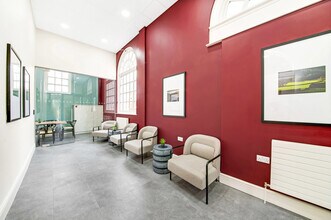 The Esplanade, Rochdale to rent Building Photo- Image 1 of 17
