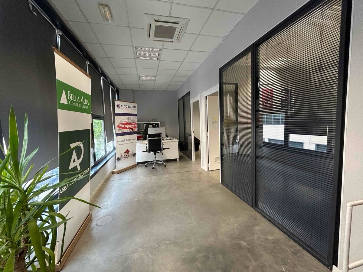 Alcobendas, MAD 28108 - Unit 1 - - Interior Photo - Image 2 of 9