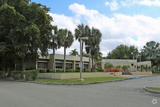 15255 NW 82nd Ave, Miami Lakes, FL for rent Building Photo- Image 1 of 39