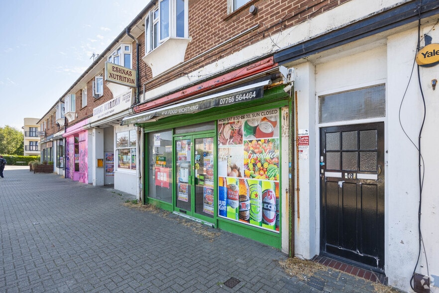 Brougham Rd, Worthing to rent - Building Photo - Image 2 of 3