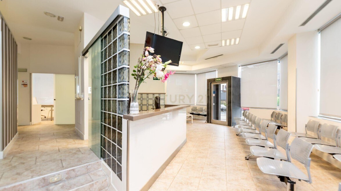 Calle Puerto de los Leones, 8, Majadahonda, MAD 28220 - Unit A -  - Interior Photo - Image 2 of 7