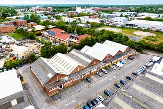 Tewin Rd, Welwyn Garden City to rent Building Photo- Image 2 of 3