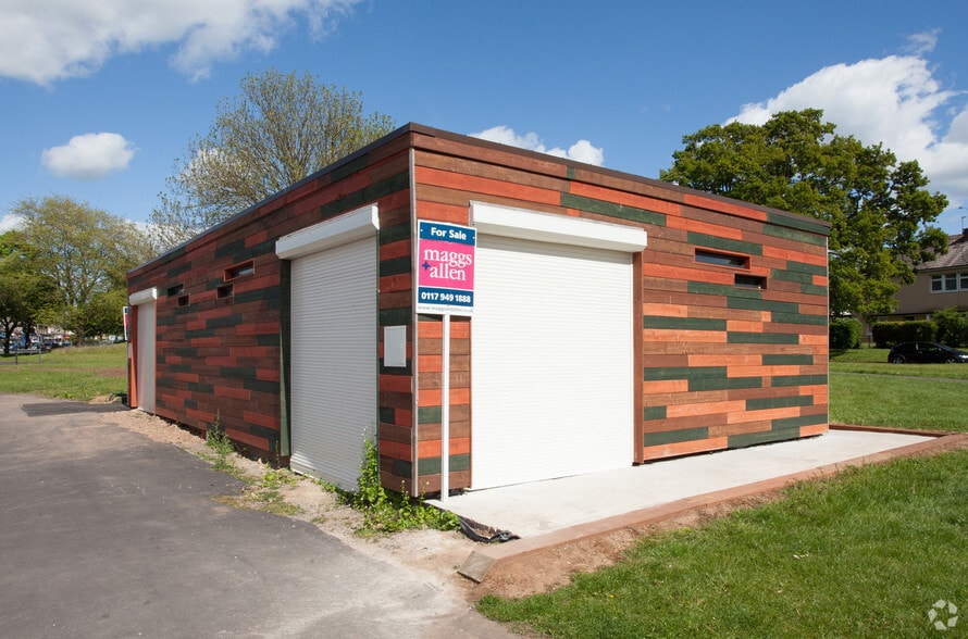 Crow Ln, Bristol for sale - Primary Photo - Image 1 of 6
