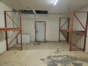 2-30 Ashwarren Rd, Toronto, ON to rent Interior Photo- Image 2 of 4