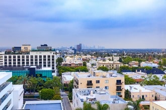 9454 Wilshire Blvd, Beverly Hills, CA - Aerial  map view