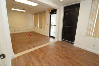 6731-6755 Sunset Strip, Sunrise, FL to rent Interior Photo- Image 1 of 15