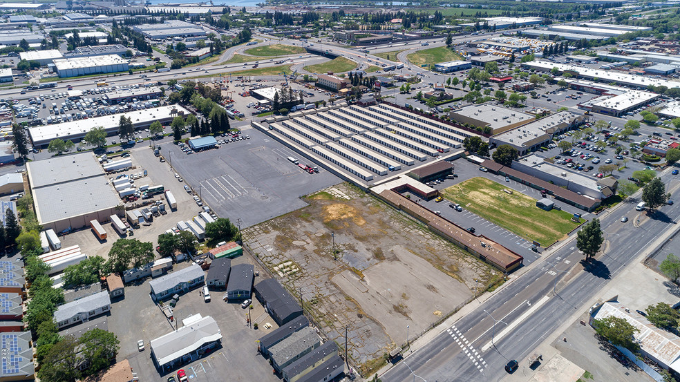 2529 W Capitol Ave, West Sacramento, CA for rent - Aerial - Image 2 of 6