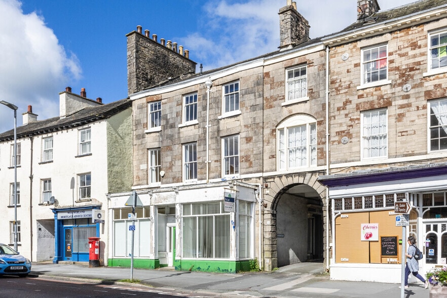 48 Stramongate, Kendal to rent - Primary Photo - Image 1 of 2