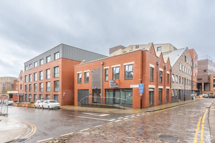 Unity St, Bristol to rent - Building Photo - Image 2 of 3