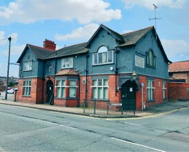 147 High St, Deeside for rent Building Photo- Image 1 of 7