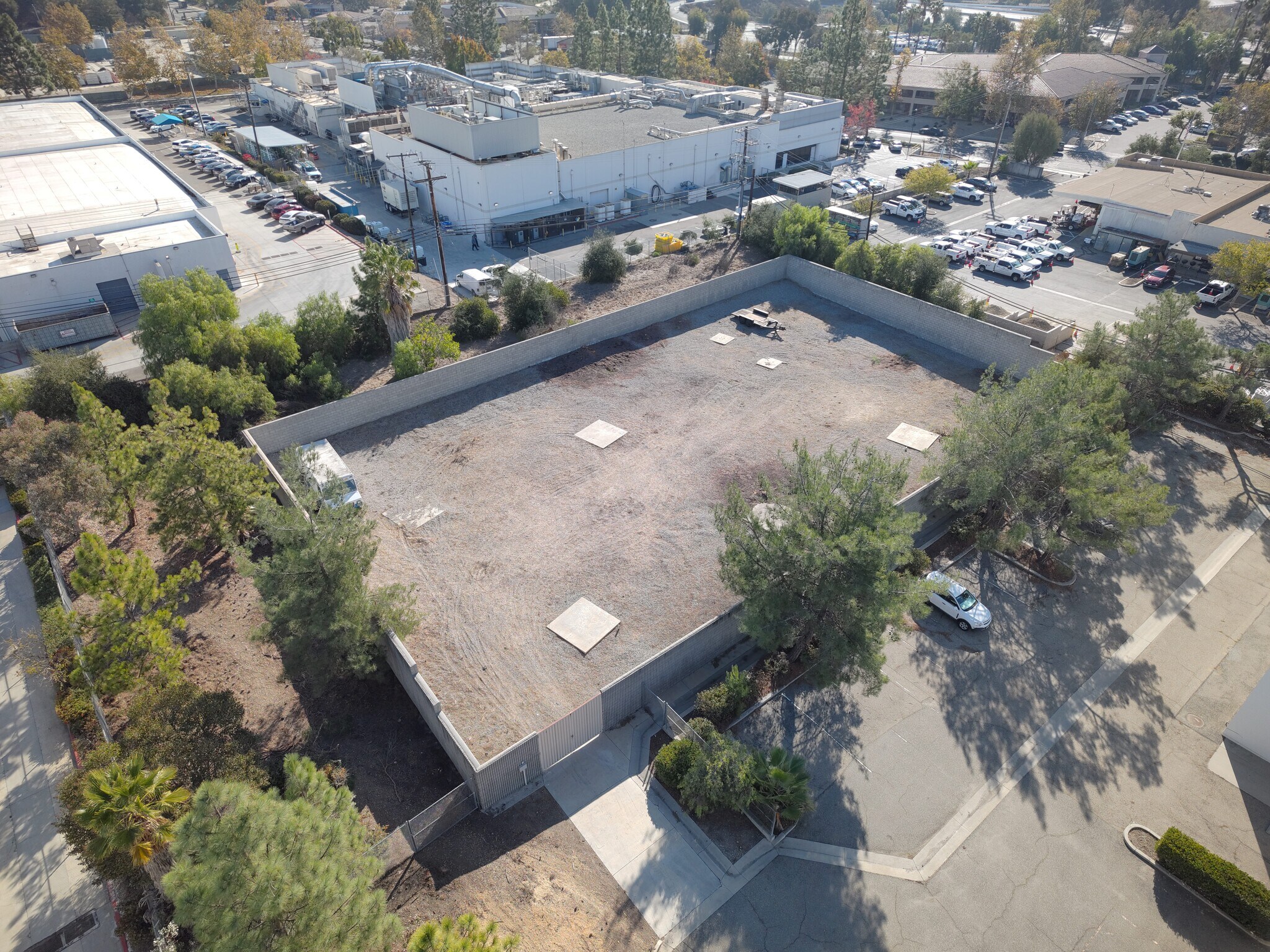 670 Lawrence Dr, Thousand Oaks, CA for sale Building Photo- Image 1 of 1