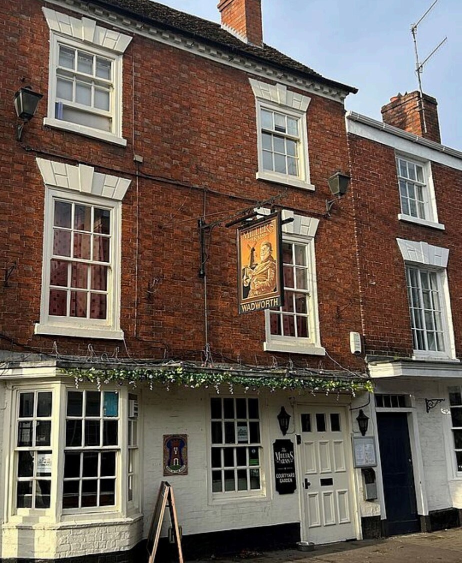 8 Bridge St, Pershore for sale Building Photo- Image 1 of 1