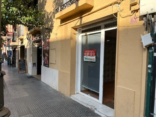 Calle Stuart, 65-63, Aranjuez, Madrid to rent - Building Photo - Image 3 of 3