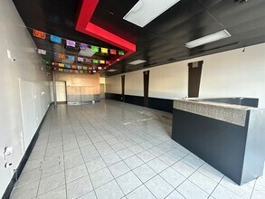 7490 Padre Island Blvd, Brownsville, TX to rent Building Photo- Image 2 of 11