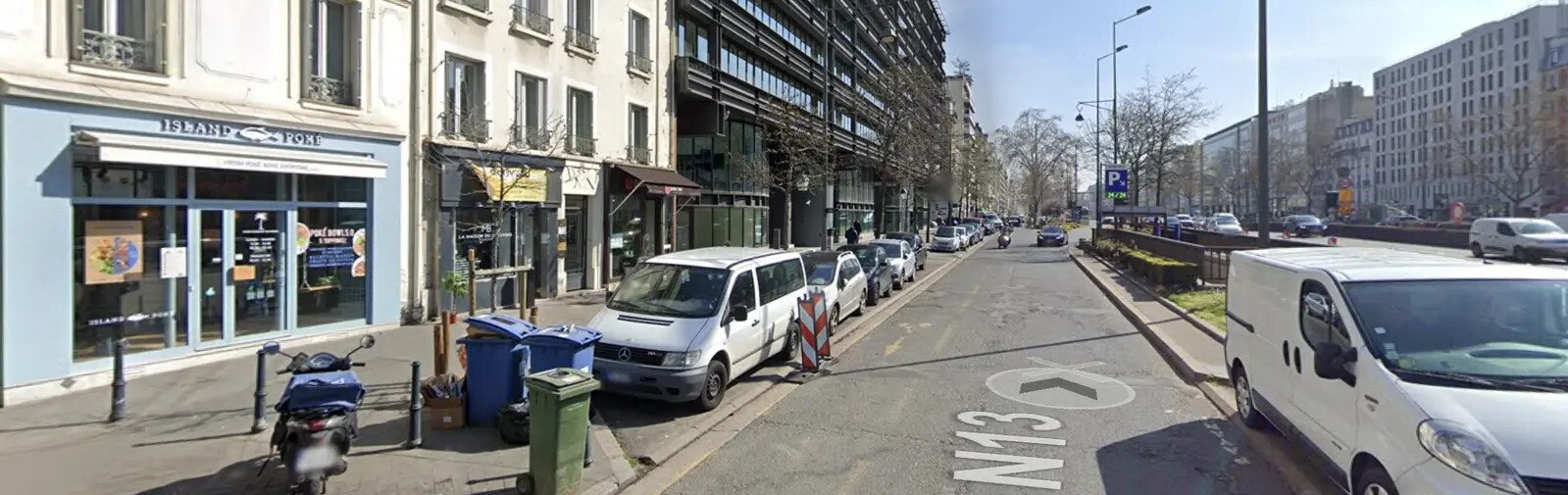 Retail in Neuilly-sur-Seine to rent Building Photo- Image 1 of 3