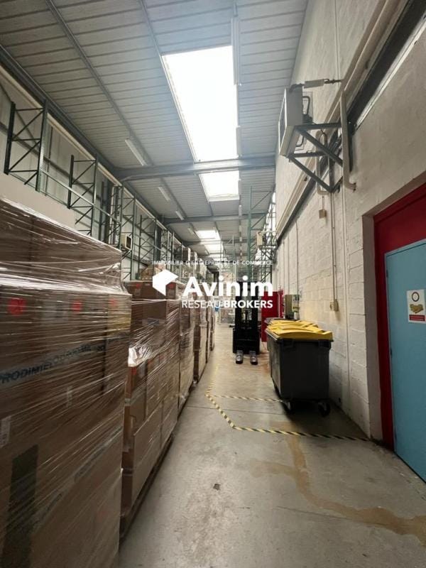 Industrial in Le Plessis-Bouchard for sale Interior Photo- Image 1 of 7