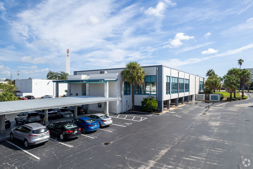 130 N Ridgewood Ave, Daytona Beach, FL for sale - Building Photo - Image 3 of 24