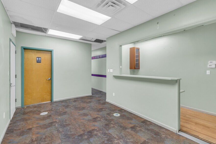 8622 Bay Pky, Brooklyn, NY for sale - Building Photo - Image 1 of 1