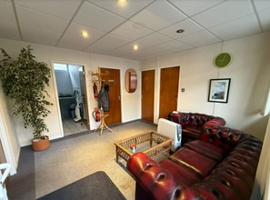 Coventry Rd, Hinckley to rent Interior Photo- Image 1 of 2