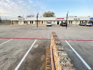 More details for 1010 Villa Dr, Euless, TX - Retail for Rent