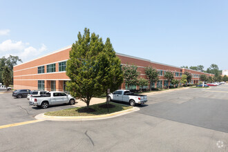 10720 Richmond Hwy, Lorton, VA for rent Building Photo- Image 1 of 8