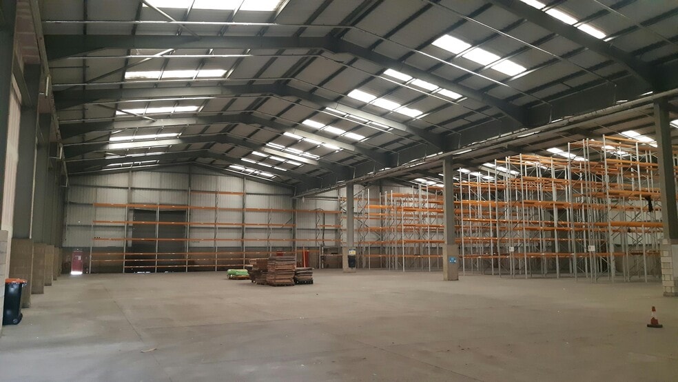 Blackwater Trading Estate, Maldon to rent - Building Photo - Image 3 of 4