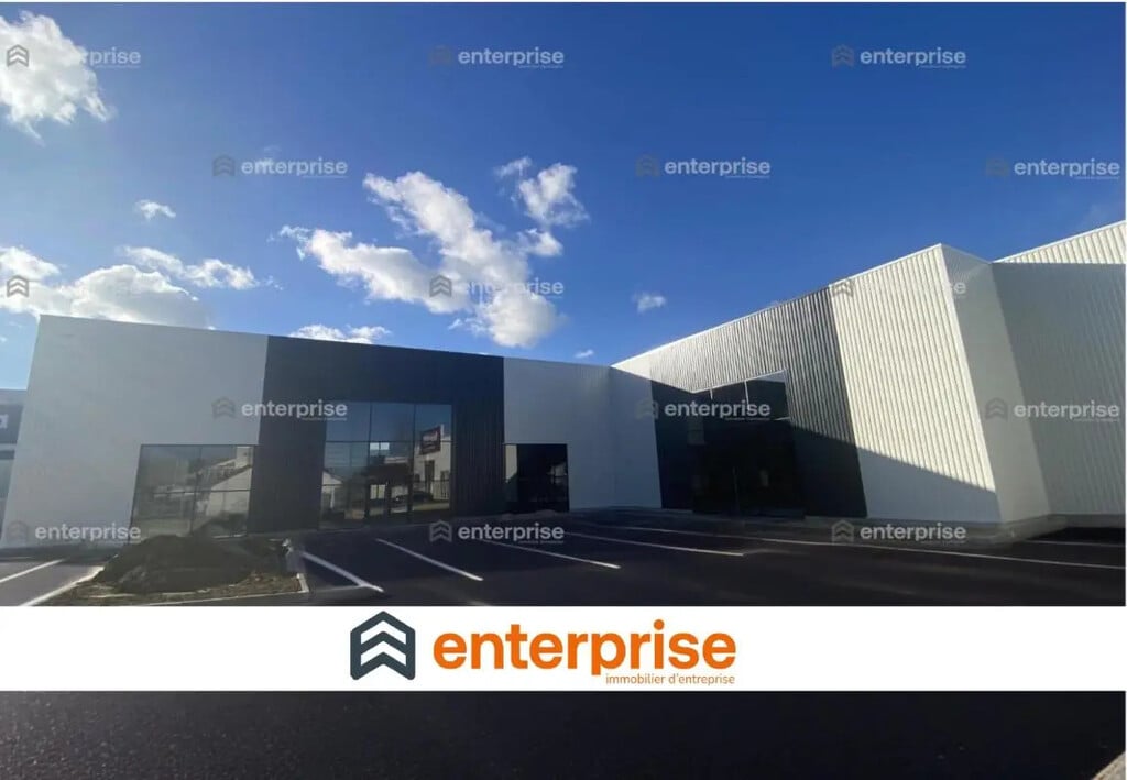 Location Commerce 621 m² - Photo 1