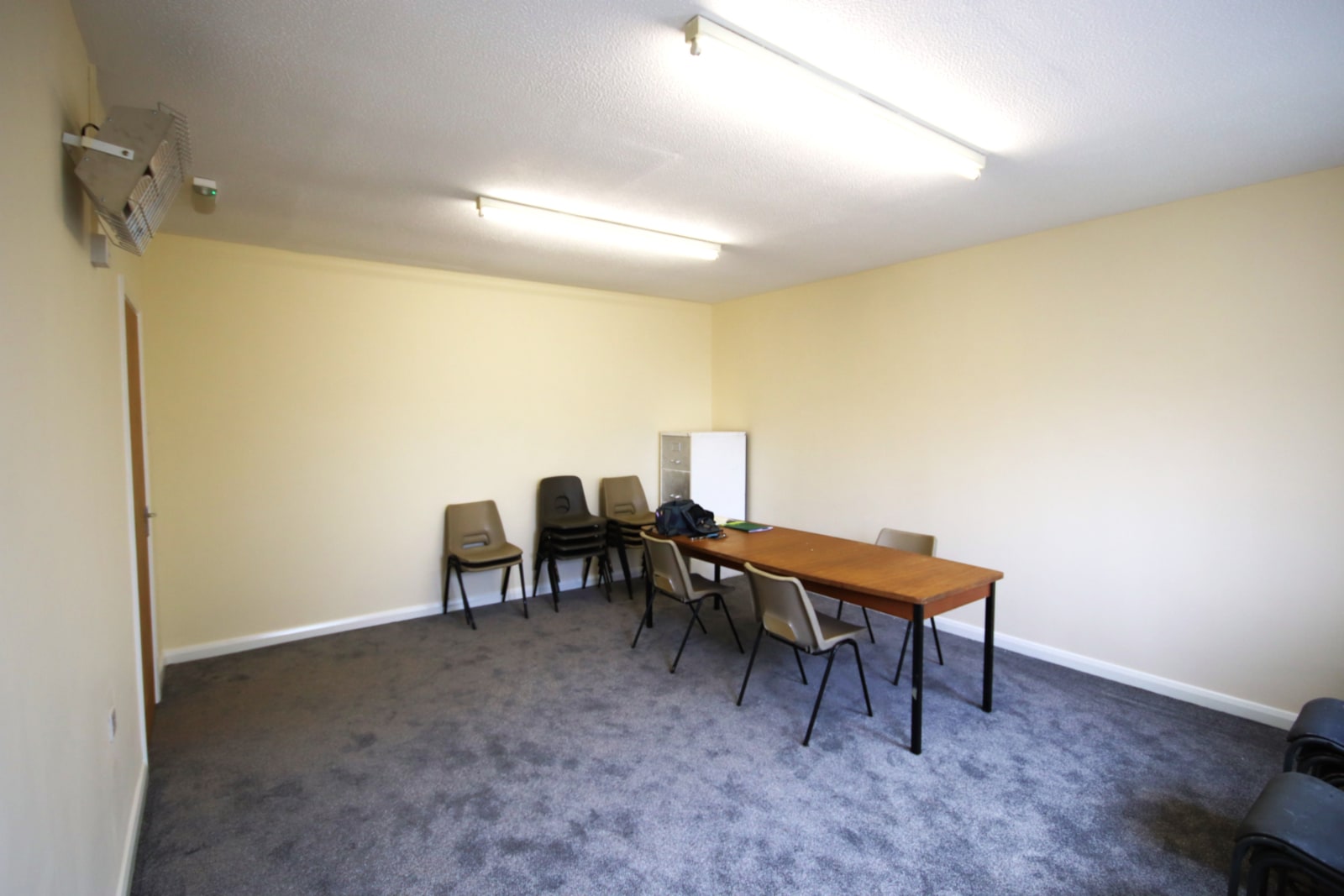 Green Porch Close, Sittingbourne to rent Interior Photo- Image 1 of 1