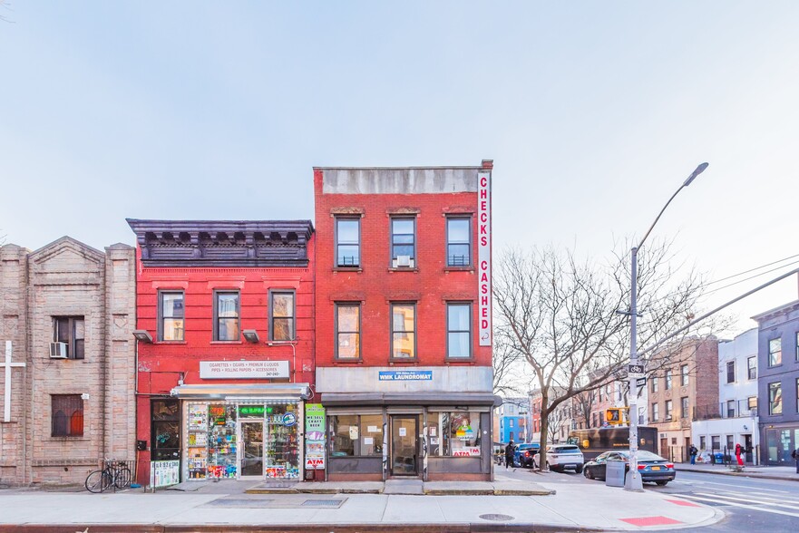 331 Tompkins Ave, Brooklyn, NY for sale - Building Photo - Image 1 of 1