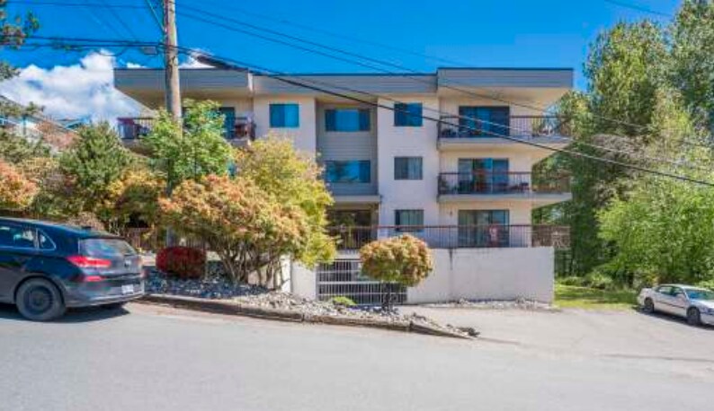 7440 Columbia St, Mission, BC for sale Primary Photo- Image 1 of 1