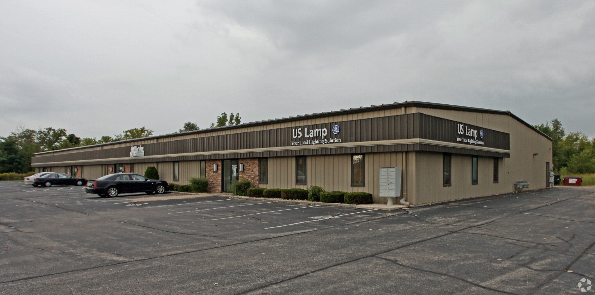 3600 Velp Ave, Howard, WI to rent Building Photo- Image 1 of 10