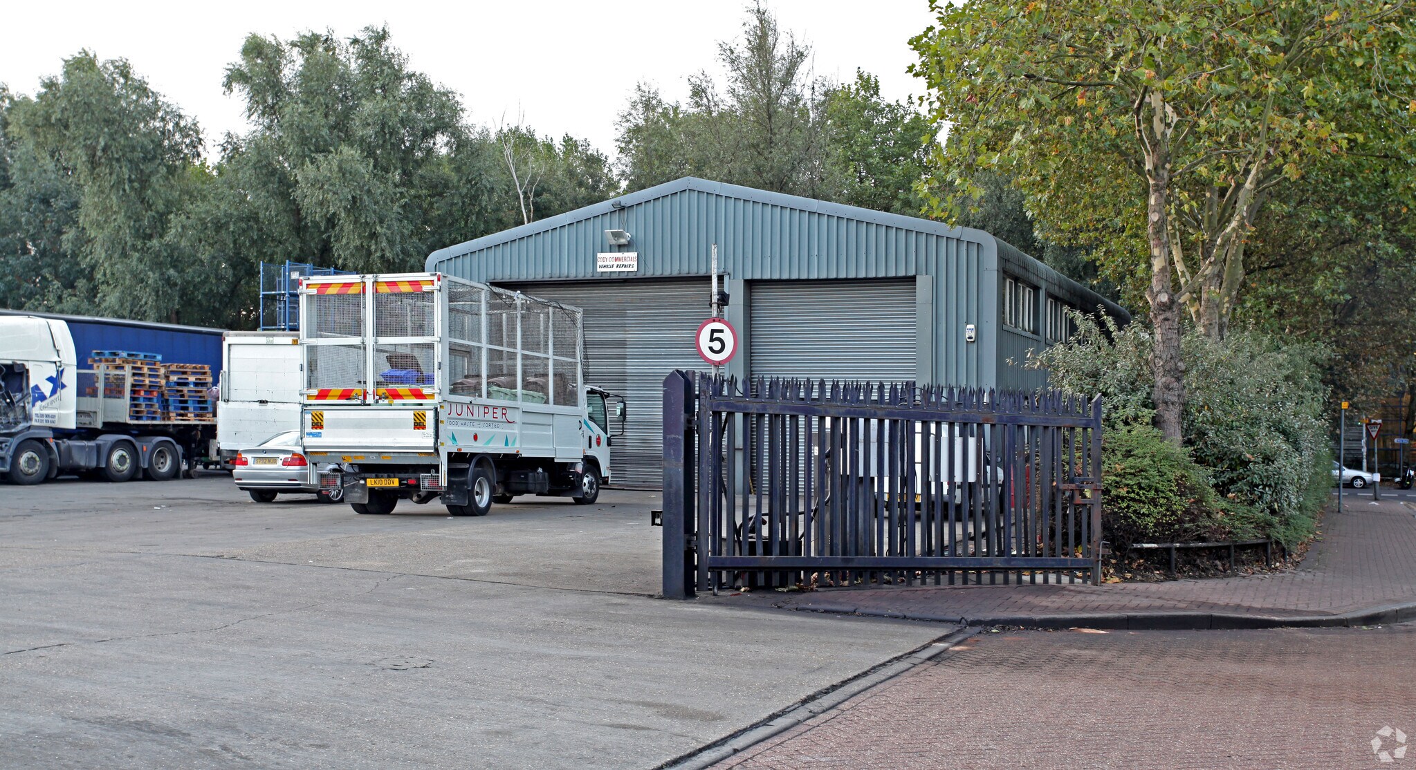 5A North Cres, London for sale Primary Photo- Image 1 of 1