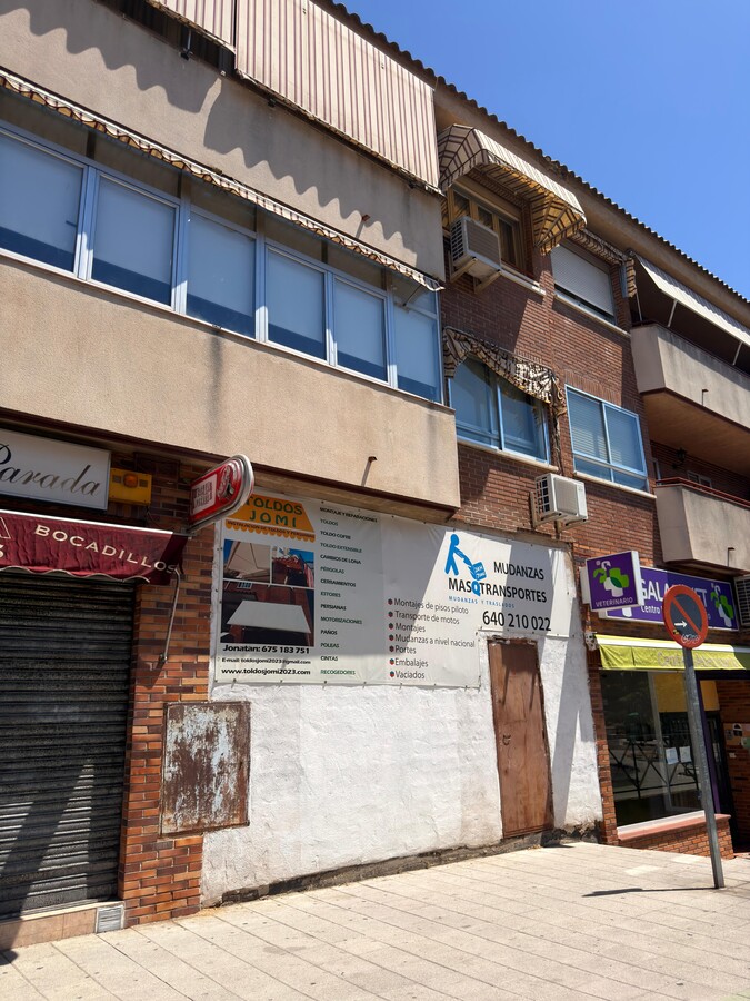 Galapagar, MAD 28260 - Unit Puerta AG, Esc. A -  - Interior Photo - Image 1 of 5