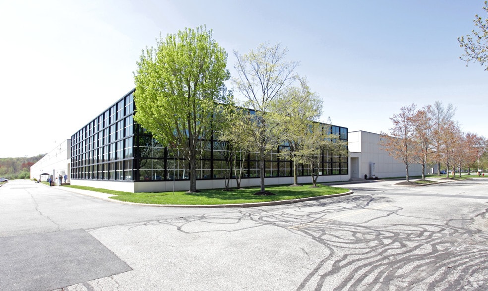 200 International Dr, Mount Olive 07828 UK