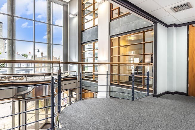 40 Church St, Staines for sale Interior Photo- Image 1 of 4