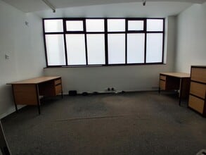 9 Copperfield Rd, Coventry to rent Interior Photo- Image 2 of 7
