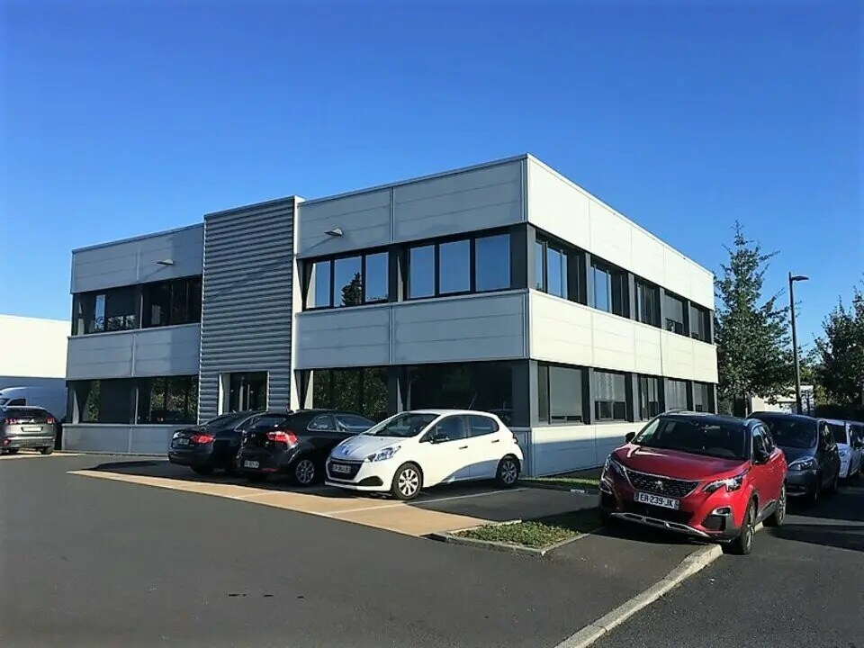 Location Bureaux 76 m² à 140 m² - Photo 1