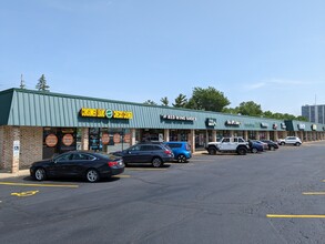 4579-4695 Great Northern Blvd, North Olmsted, OH for rent Building Photo- Image 1 of 9