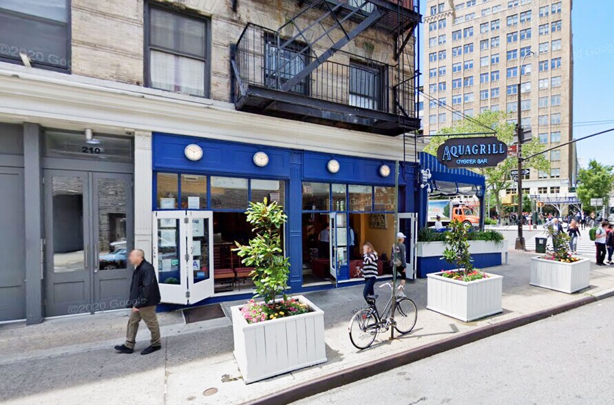 208-210 Spring St, New York, NY for sale - Building Photo - Image 1 of 1