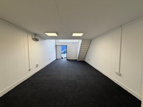 Ongar Rd, Dunmow to rent Interior Photo- Image 1 of 5