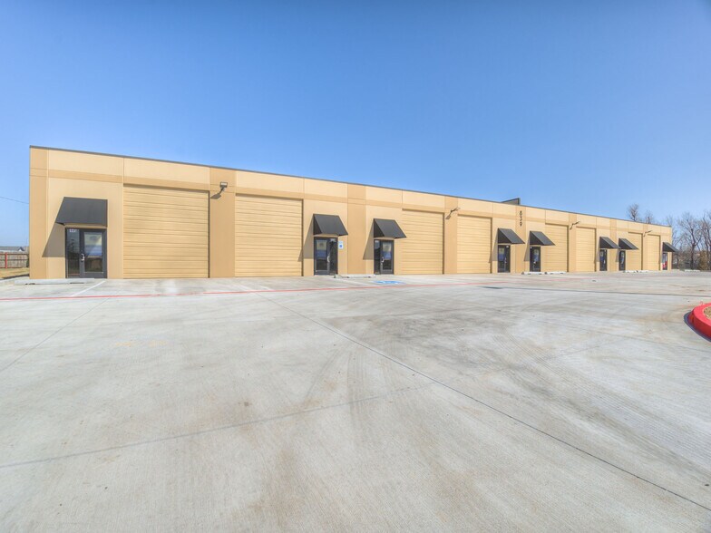 839 SW 19th Street, Moore 73160 Light Industrial for Rent UK