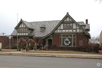 22 W 63rd St, Kansas City, MO for rent Building Photo- Image 1 of 4