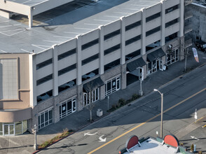 270 S Columbia St, Seaside, OR for rent Building Photo- Image 1 of 33