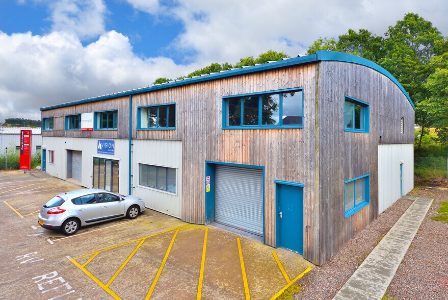 223-229 Ingram St, Glasgow to rent - Building Photo - Image 1 of 83