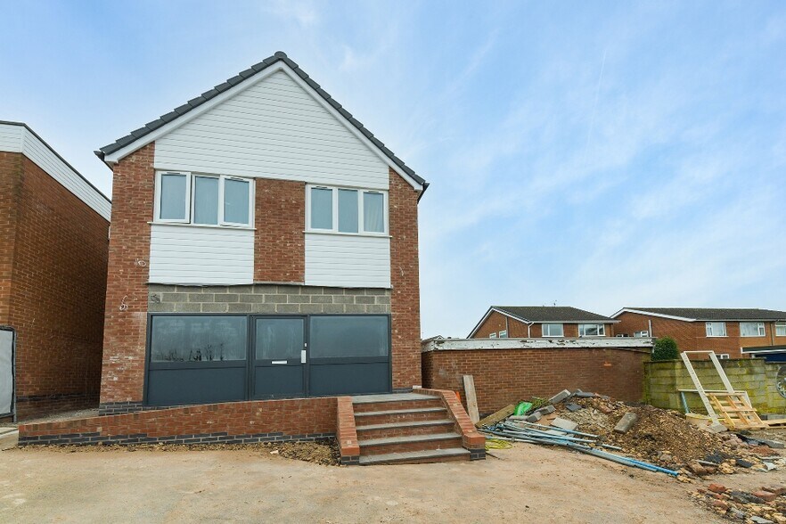 384A Gedling Rd, Nottingham, NG5 6PD UK