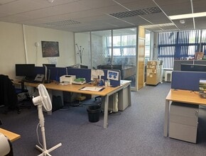 School Ln, Eastleigh to rent Interior Photo- Image 1 of 3